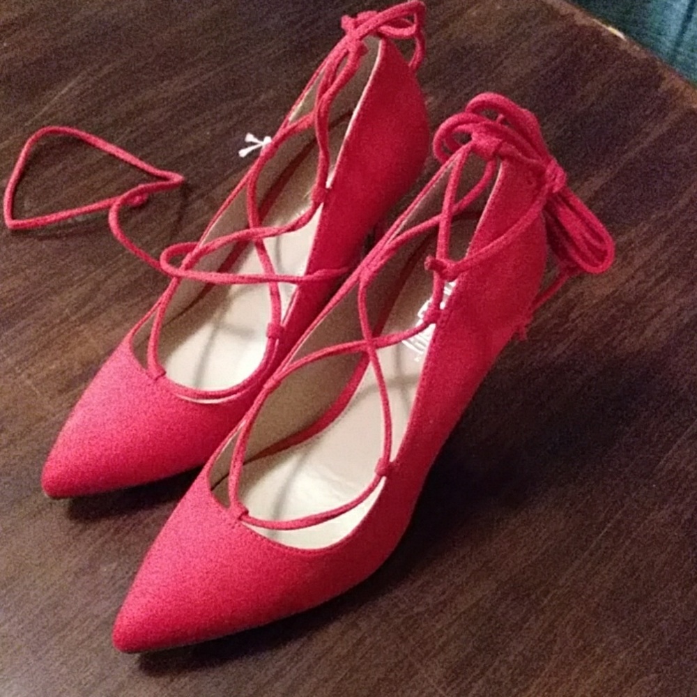 Brash Size 7 Sexy Red Lace Up High Heels Pumps New - Picture 2 of 2